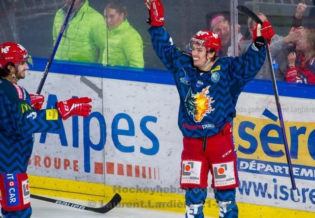 Photo hockey match Grenoble  - Briançon  le 25/11/2022