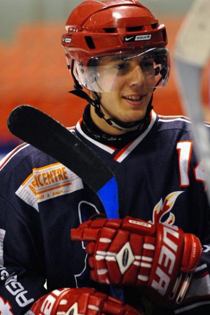 Photo hockey reportage Grenoble s'incline d'un but , 5 à 6 