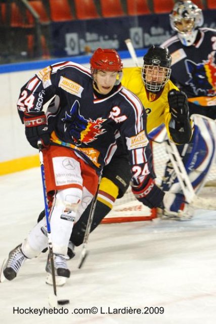 Photo hockey reportage Grenoble s'incline d'un but , 5 à 6 