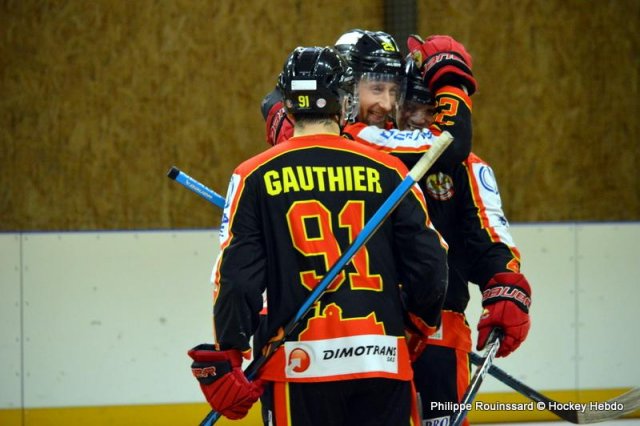 Photo hockey reportage N1 : Les Griffons décollent avec panache ! 