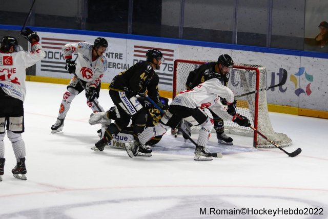 Photo hockey match Rouen - Amiens  le 02/12/2022