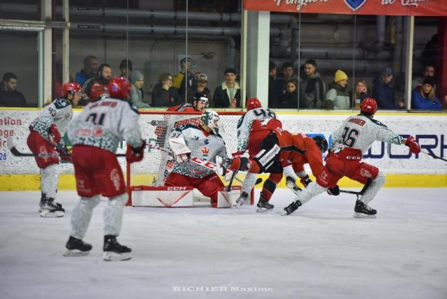 Photo hockey match Chamonix  - Cergy-Pontoise le 04/12/2022