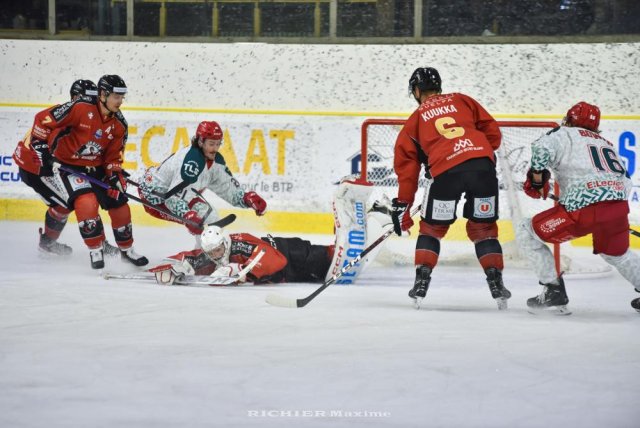 Photo hockey match Chamonix  - Cergy-Pontoise le 04/12/2022