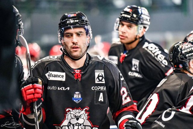 Photo hockey match Bordeaux - Cergy-Pontoise le 06/12/2022