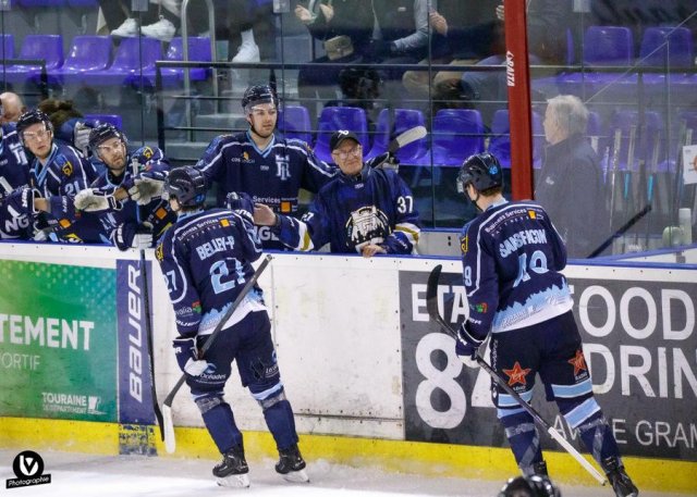 Photo hockey match Tours  - Nantes le 07/12/2022