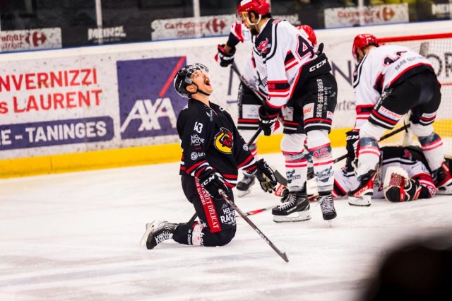 Photo hockey match Morzine-Avoriaz - Neuilly/Marne le 10/12/2022