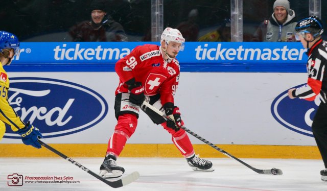 Photo hockey match Sweden - Switzerland le 15/12/2022