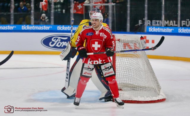 Photo hockey match Sweden - Switzerland le 15/12/2022