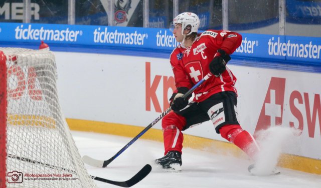 Photo hockey match Sweden - Switzerland le 15/12/2022