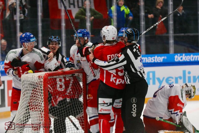 Photo hockey match Switzerland - Czech Republic le 17/12/2022