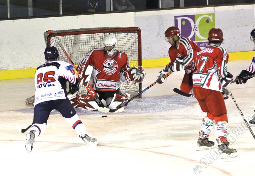 Courbevoie  3 - 8 Nice