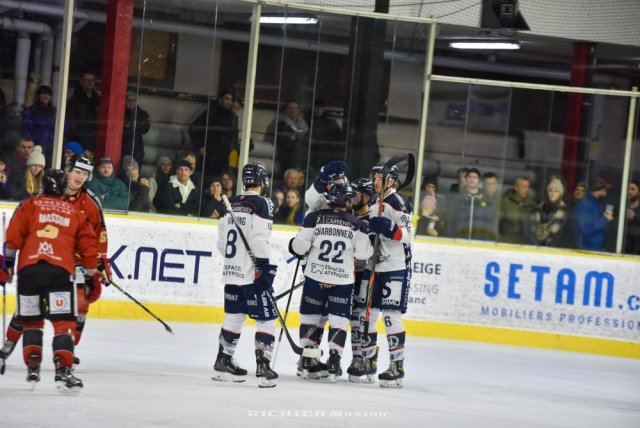 Photo hockey match Chamonix  - Angers  le 27/12/2022