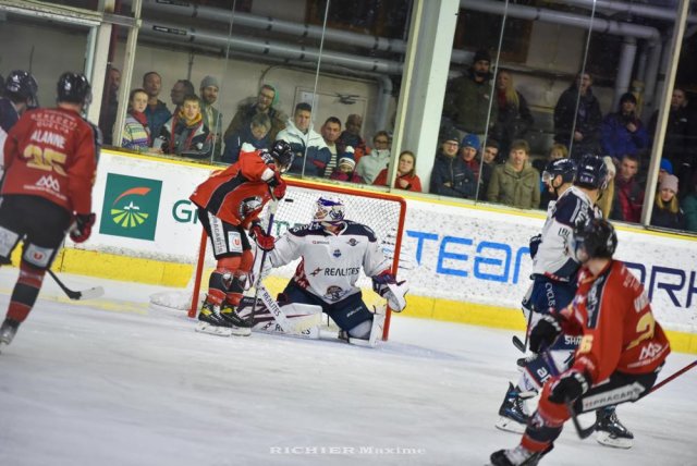 Photo hockey match Chamonix  - Angers  le 27/12/2022