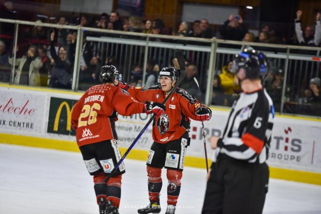Photo hockey match Chamonix  - Angers  le 27/12/2022