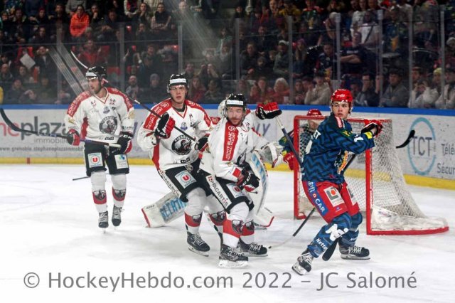 Photo hockey match Grenoble  - Chamonix  le 29/12/2022