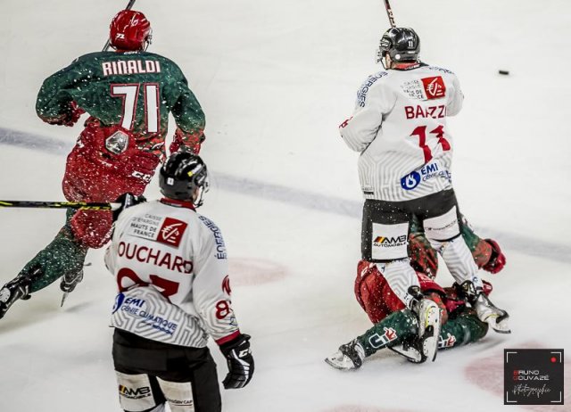 Photo hockey match Cergy-Pontoise - Amiens  le 29/12/2022
