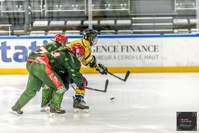 Photo hockey match Cergy-Pontoise / Féminin - Evry / Viry  - Féminin le 07/01/2023