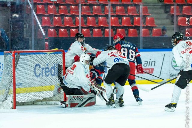Photo hockey match Grenoble U20 - Amiens U20 le 08/01/2023