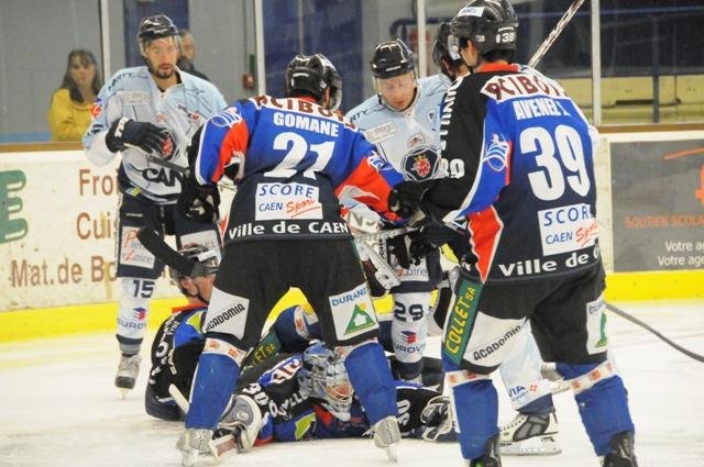 Photo hockey match Caen  - Angers  le 15/09/2009