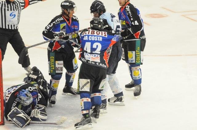 Photo hockey match Caen  - Angers  le 15/09/2009