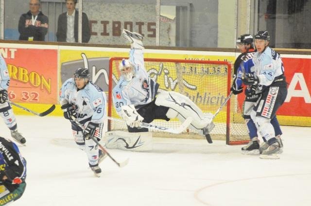 Photo hockey match Caen  - Angers  le 15/09/2009