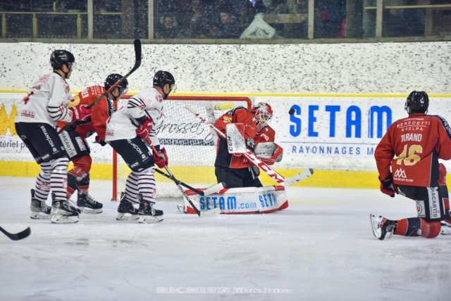 Photo hockey match Chamonix  - Briançon  le 17/01/2023