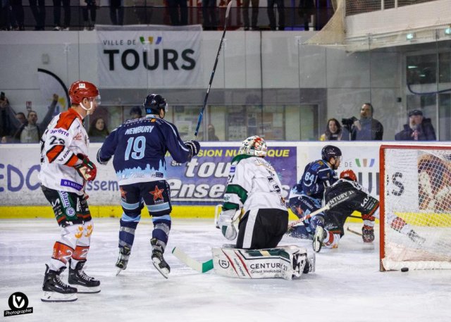 Photo hockey match Tours  - Mont-Blanc le 14/01/2023