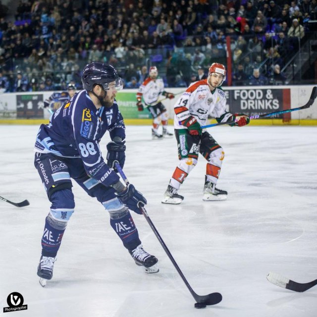 Photo hockey match Tours  - Mont-Blanc le 14/01/2023