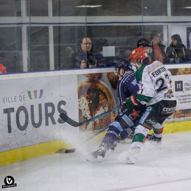 Photo hockey match Tours  - Mont-Blanc le 14/01/2023