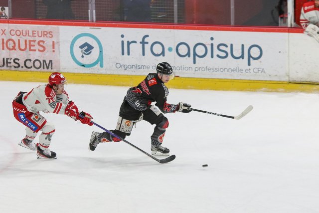 Photo hockey match Amiens  - Grenoble  le 27/01/2023