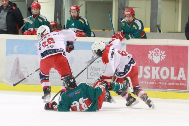 Photo hockey match Anglet U17 - HCLR - U17 le 28/01/2023