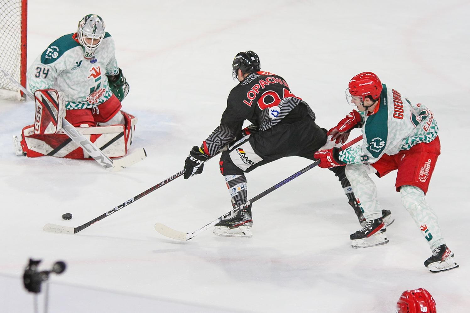 Amiens  2 - 3 Cergy-Pontoise