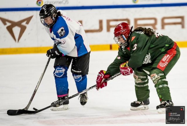 Photo hockey match Cergy-Pontoise / Féminin - Garges - Saint Ouen / Féminin le 11/02/2023
