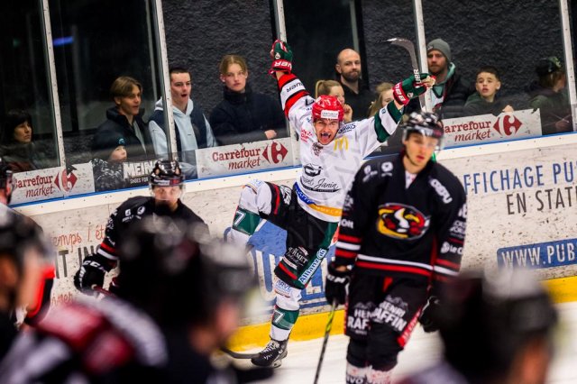 Photo hockey match Morzine-Avoriaz - Mont-Blanc le 15/02/2023
