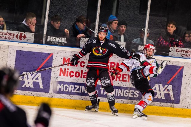 Photo hockey match Morzine-Avoriaz - Mont-Blanc le 15/02/2023