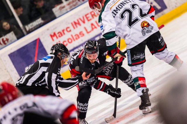 Photo hockey match Morzine-Avoriaz - Mont-Blanc le 15/02/2023