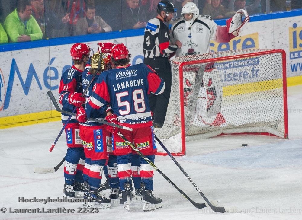 Grenoble  5 - 1 Mulhouse