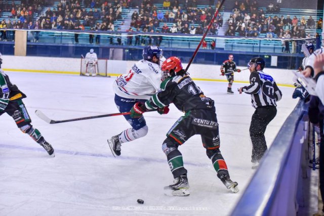 Photo hockey match Mont-Blanc - Caen  le 11/03/2023