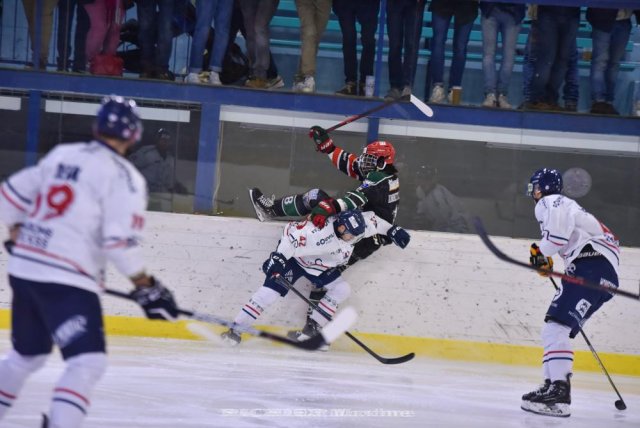 Photo hockey match Mont-Blanc - Caen  le 11/03/2023