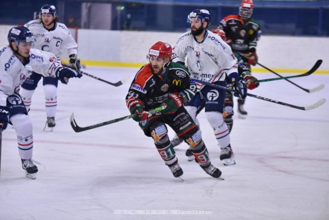 Photo hockey match Mont-Blanc - Caen  le 11/03/2023