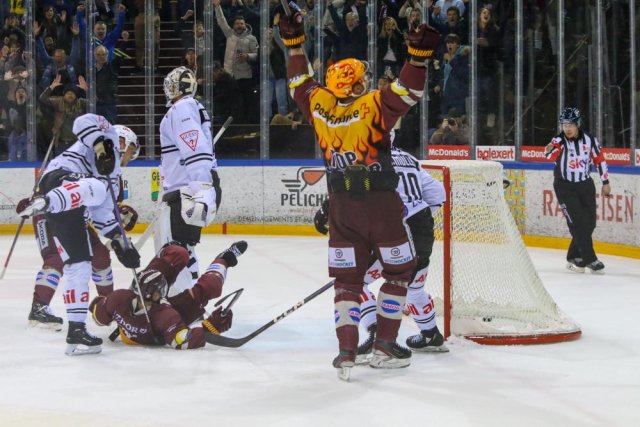 Photo hockey match Genève - Lugano le 18/03/2023