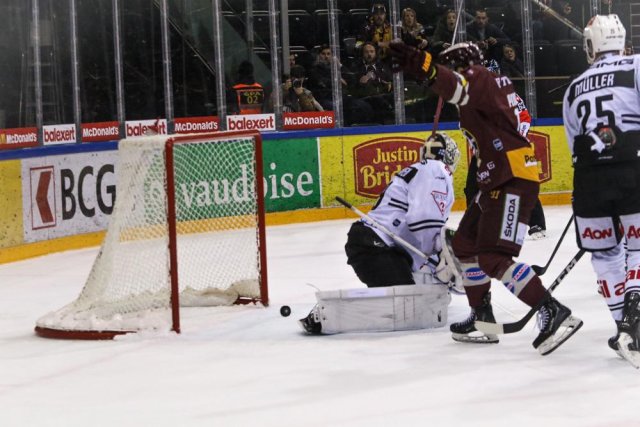 Photo hockey match Genève - Lugano le 18/03/2023