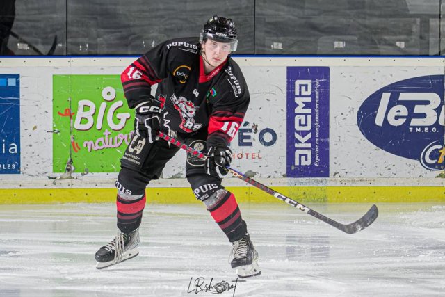 Photo hockey match Bordeaux II - Champigny-sur-Marne le 18/03/2023