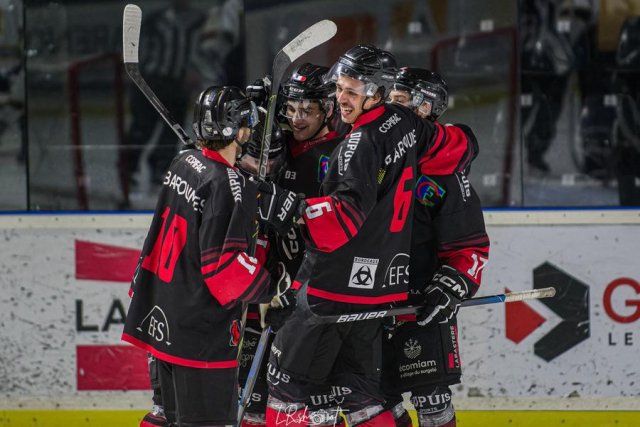 Photo hockey match Bordeaux II - Champigny-sur-Marne le 18/03/2023