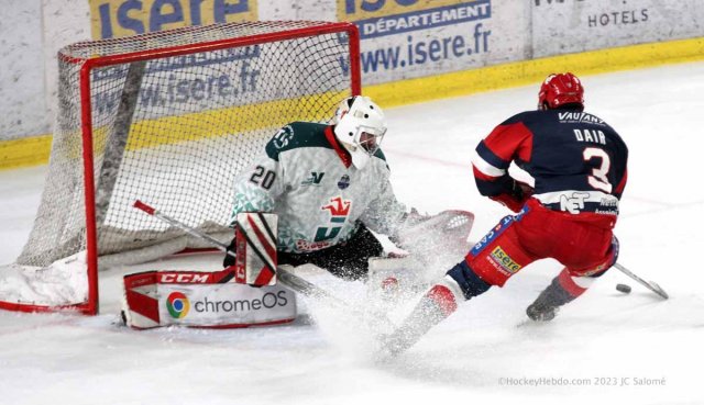 Photo hockey match Grenoble  - Cergy-Pontoise le 21/03/2023