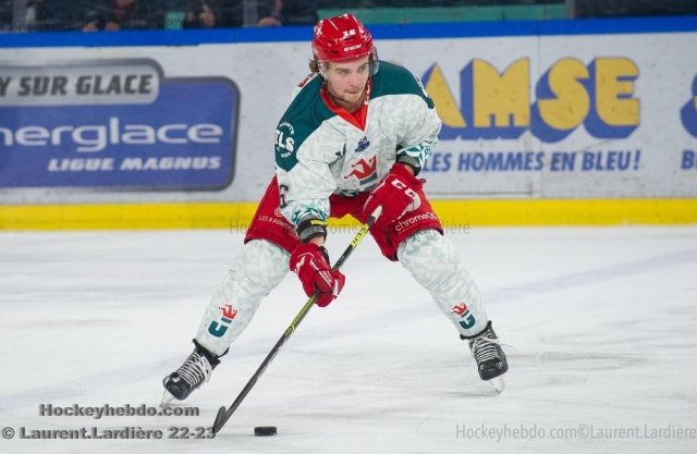 Photo hockey match Grenoble  - Cergy-Pontoise le 21/03/2023