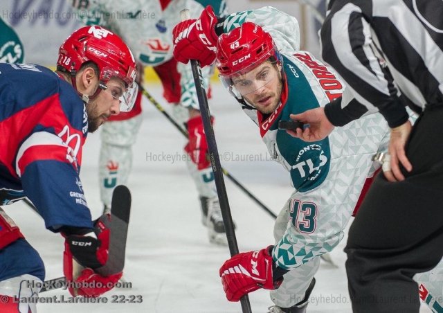 Photo hockey match Grenoble  - Cergy-Pontoise le 21/03/2023