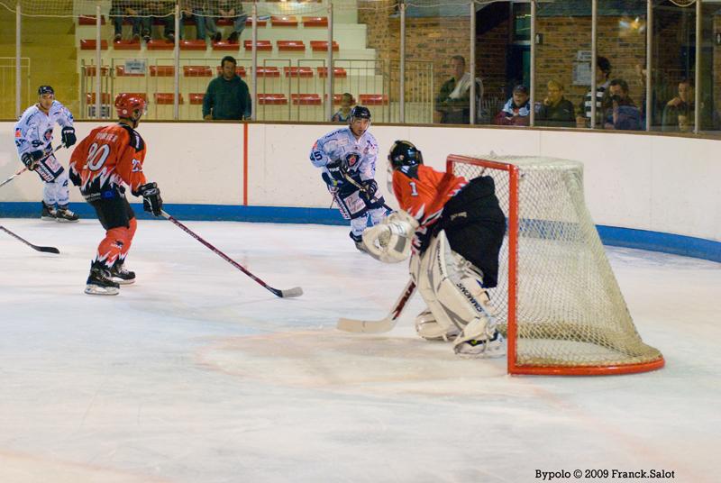 Angers  3 - 2 Neuilly/Marne