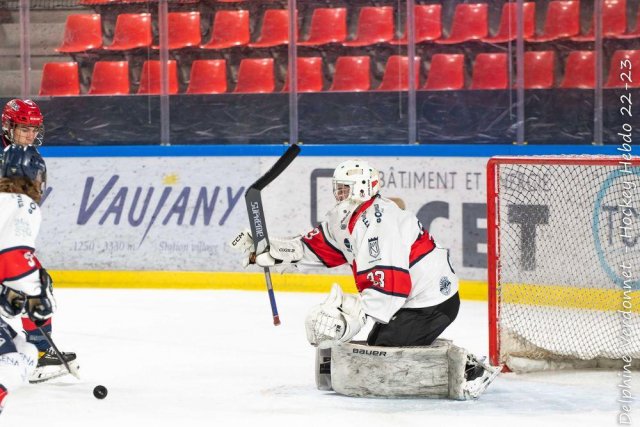 Photo hockey reportage U20 Grenoble file en finale avec facilité