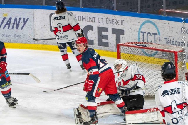 Photo hockey reportage U20 Grenoble file en finale avec facilité